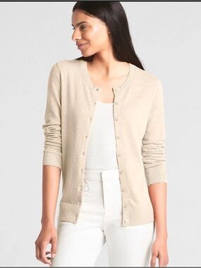 GAP Women's Crewneck Button Cardigan - Light Taupe